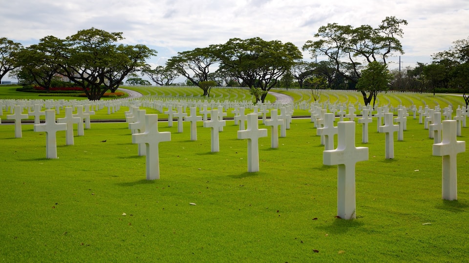 Manila featuring a cemetery
