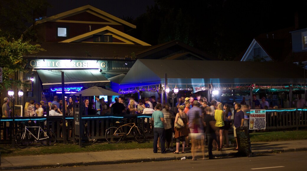 Memphis which includes street scenes, a bar and nightlife