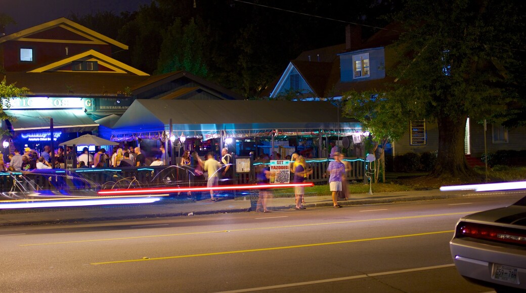 Memphis featuring a city, night scenes and street scenes