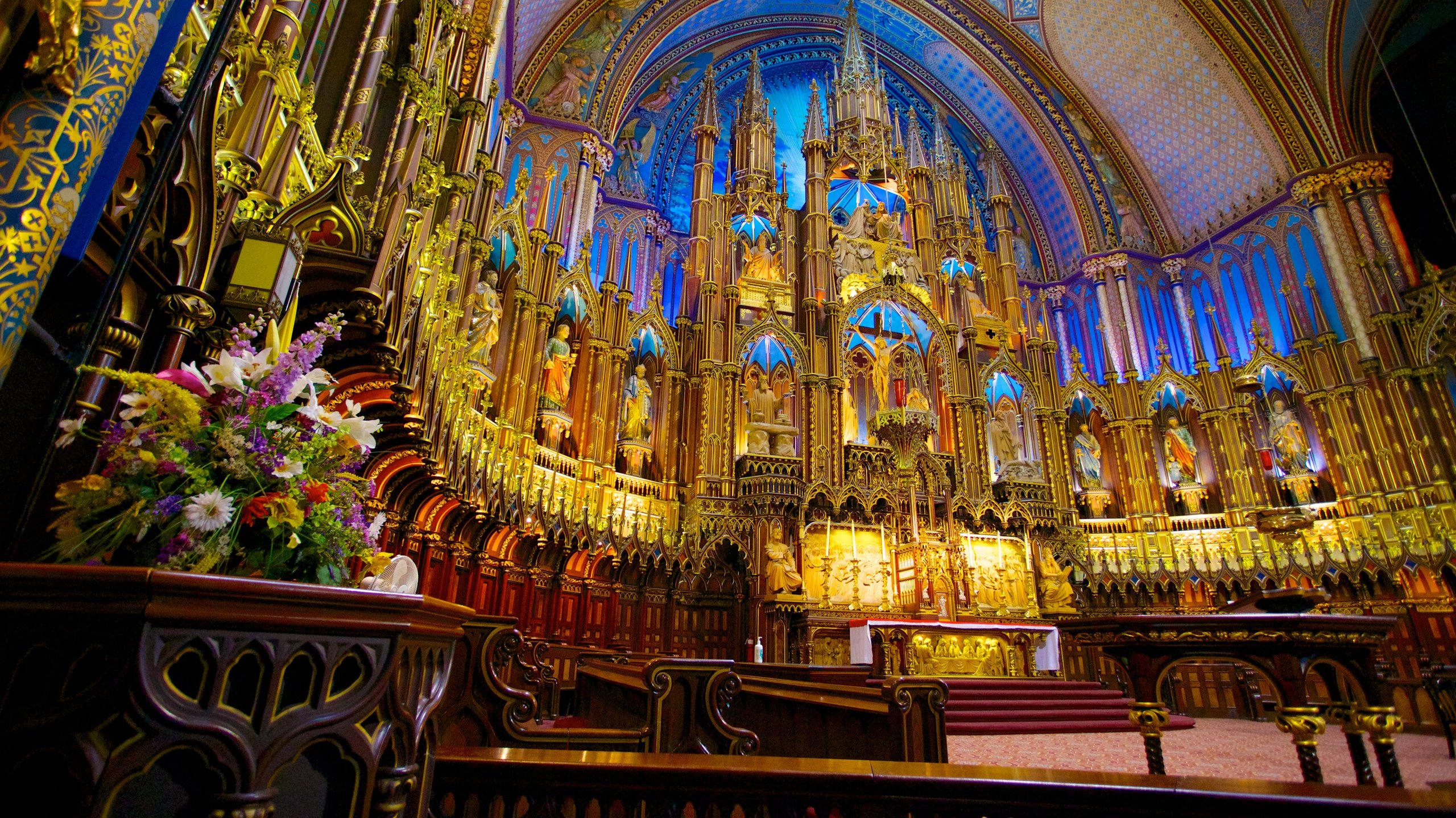 Notre Dame Basilica which includes interior views, religious elements and a church or cathedral