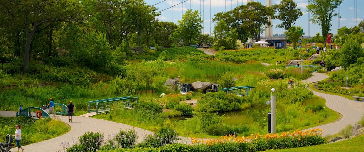 Quebec Aquarium Park featuring a park and a bridge