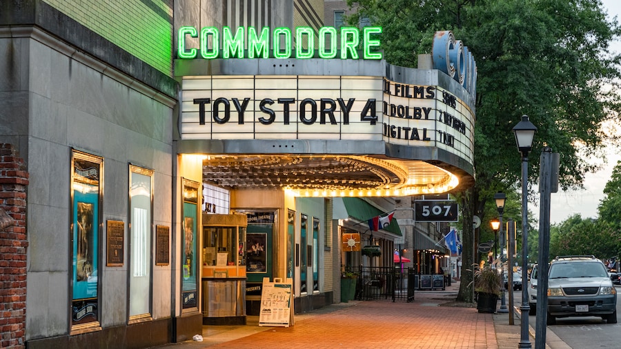 Commodore Theatre