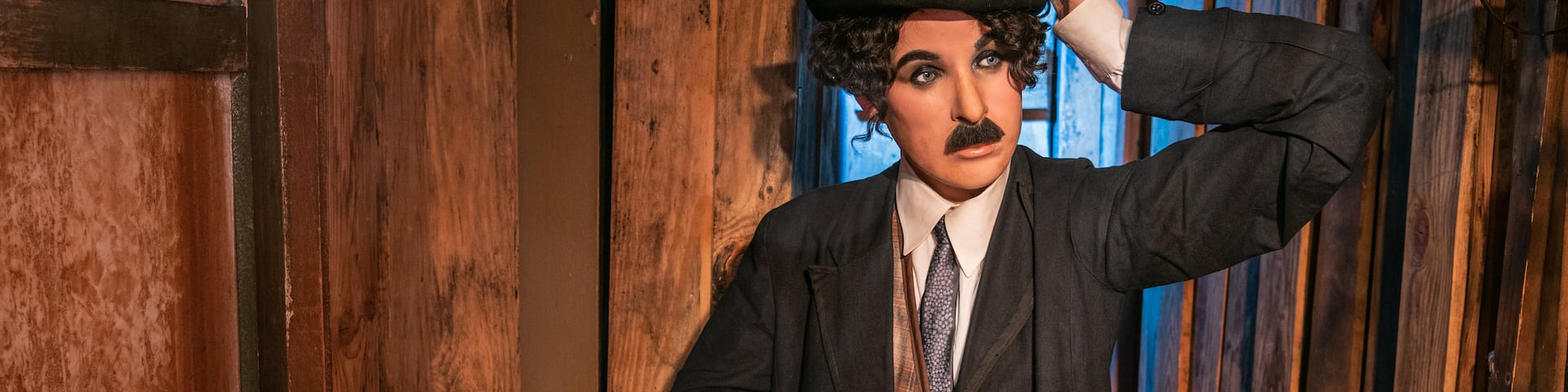 Hollywood Wax Museum which includes interior views