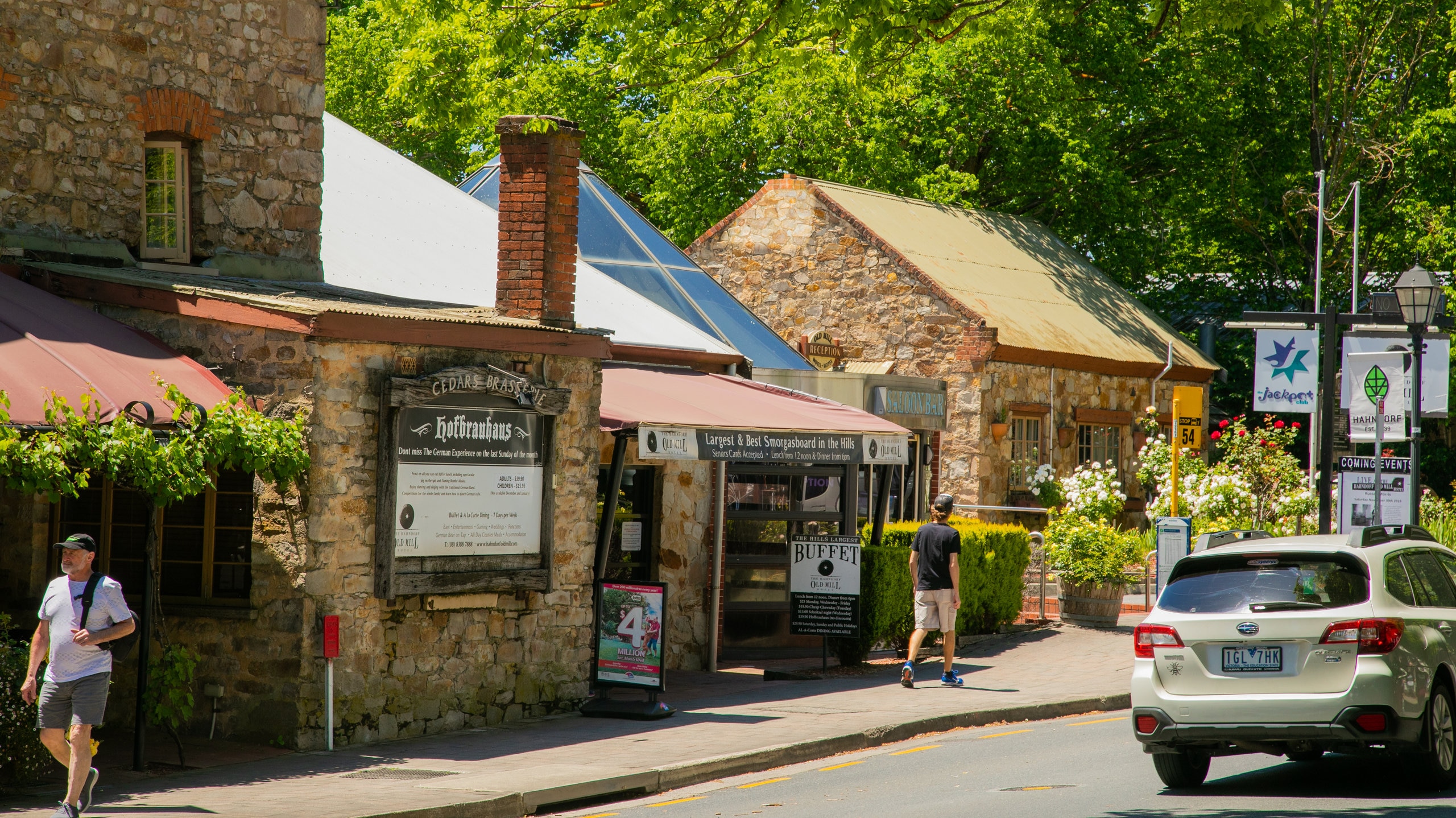 travel guides hahndorf