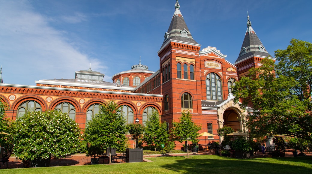 Arts and Industries Building featuring heritage architecture