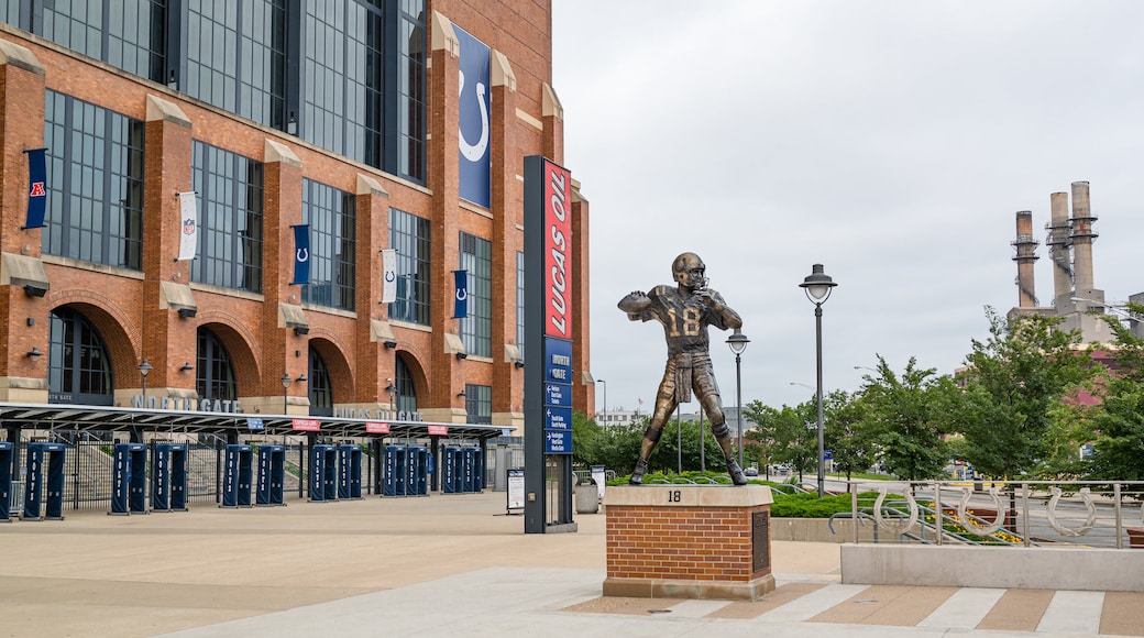 Lucas Oil Stadium