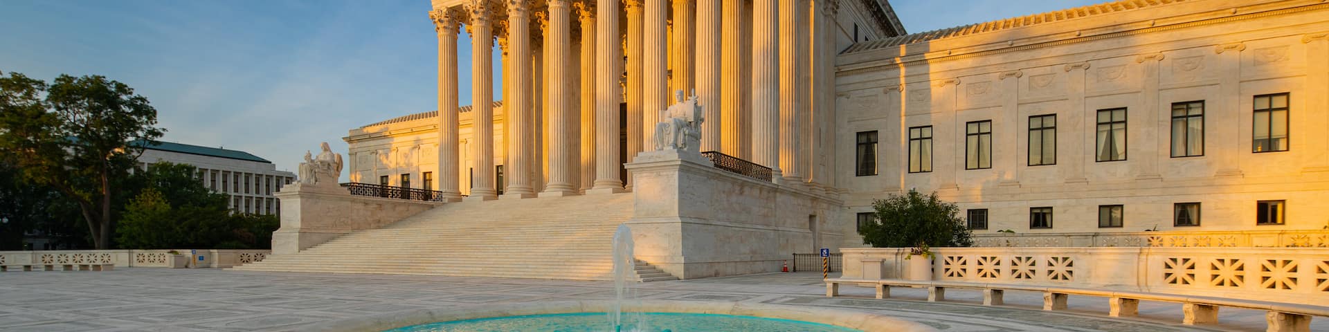 Supreme Court of the United States which includes a fountain, an administrative buidling and heritage architecture