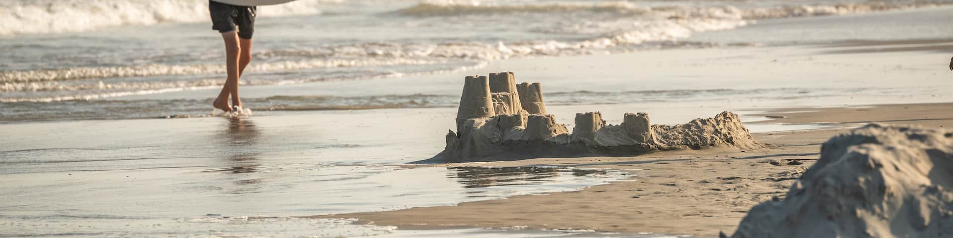 Wildwood Beach which includes a beach and general coastal views