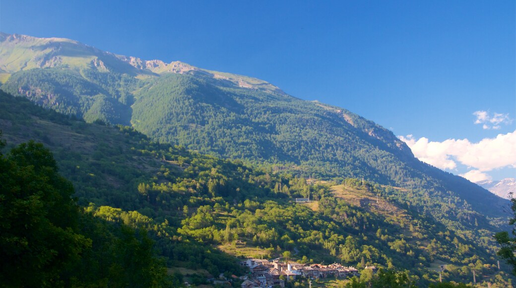 Piedmont showing landscape views and mountains