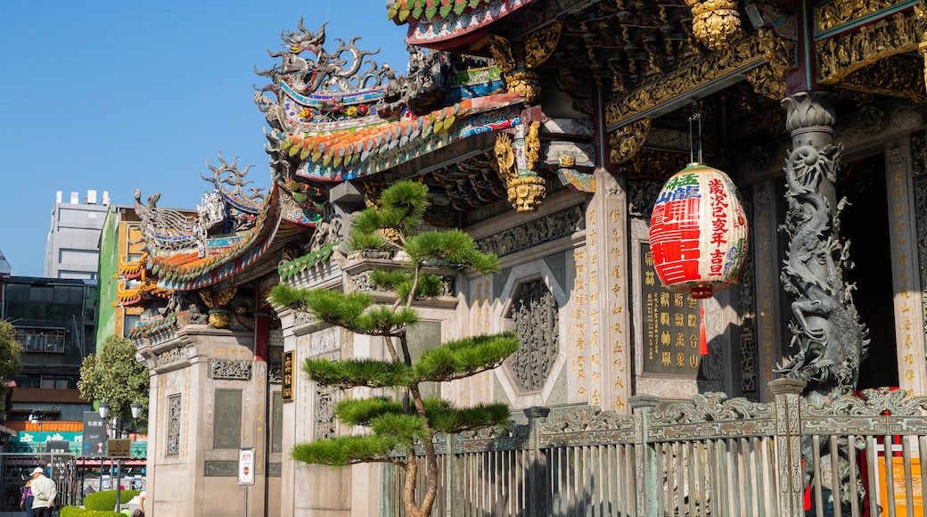 Lugang Longshan Temple