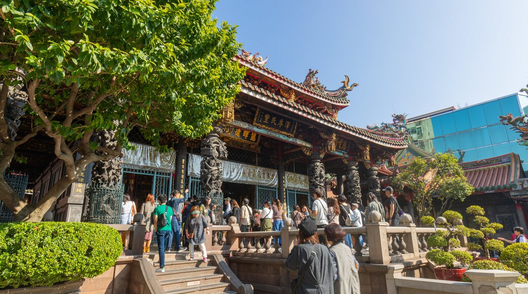 Lugang Longshan Temple