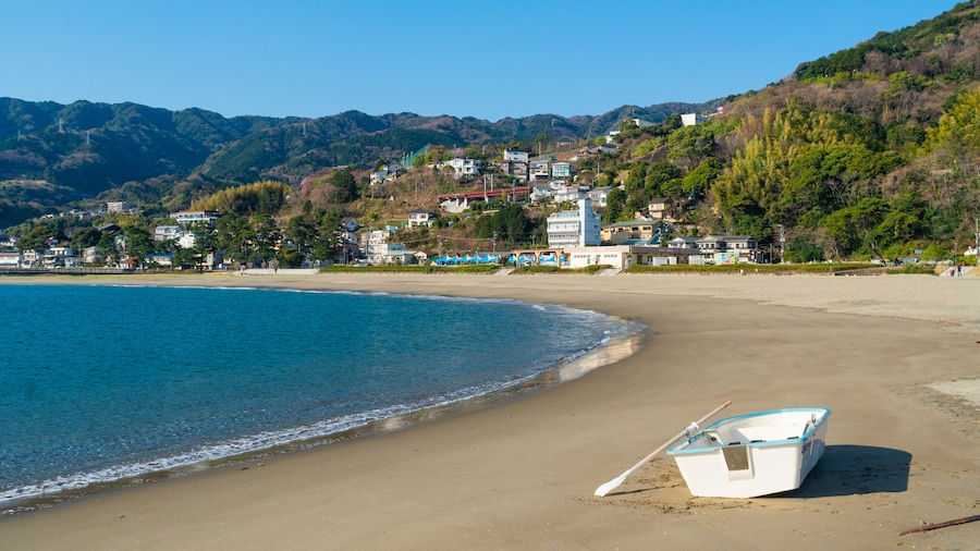 Nagahama Beach