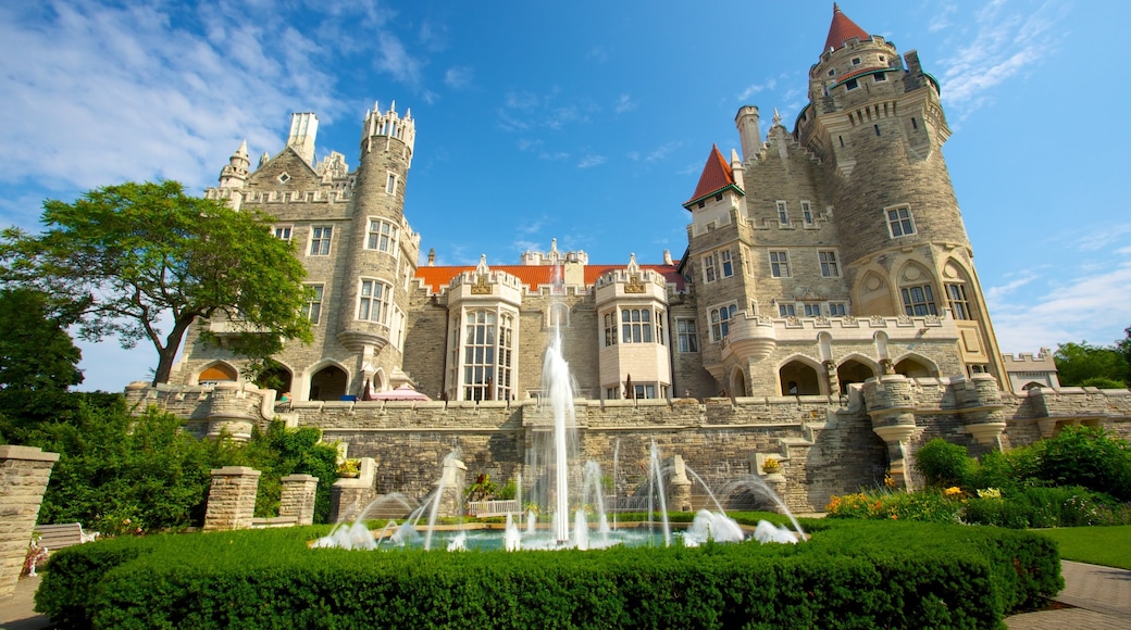 Casa Loma caratteristiche di parco, oggetti d\'epoca e architettura d\'epoca