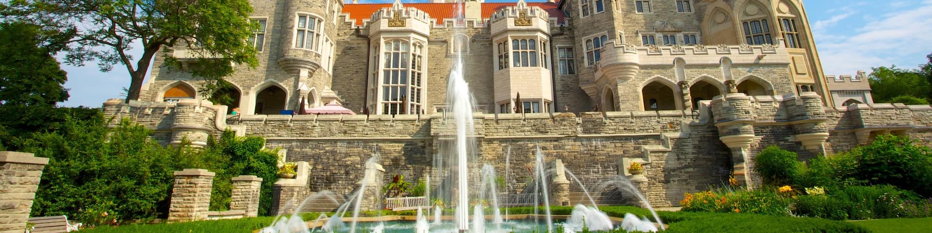 Casa Loma featuring a garden, a castle and heritage elements