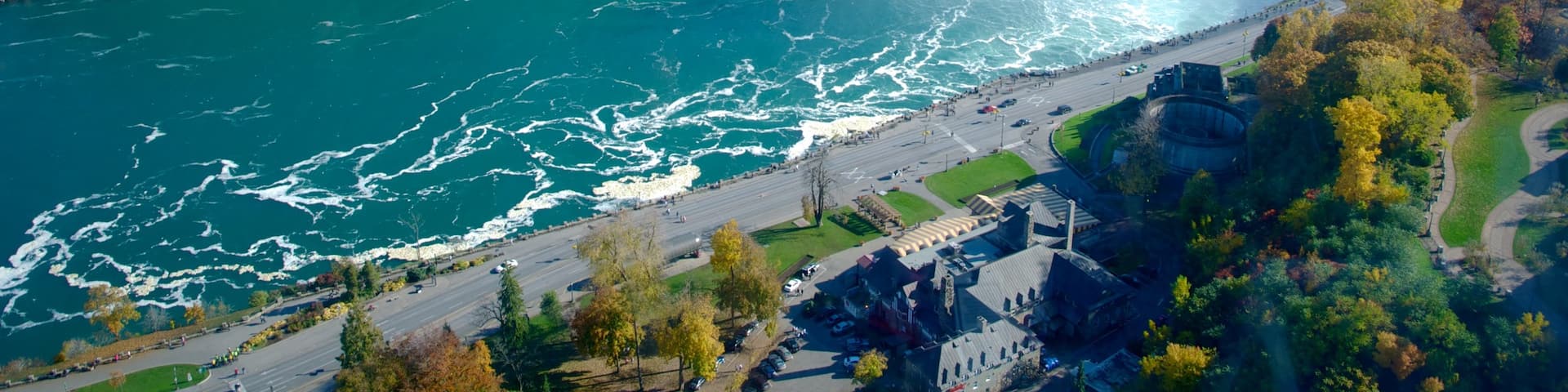 Horseshoe Falls which includes landscape views, a waterfall and a river or creek