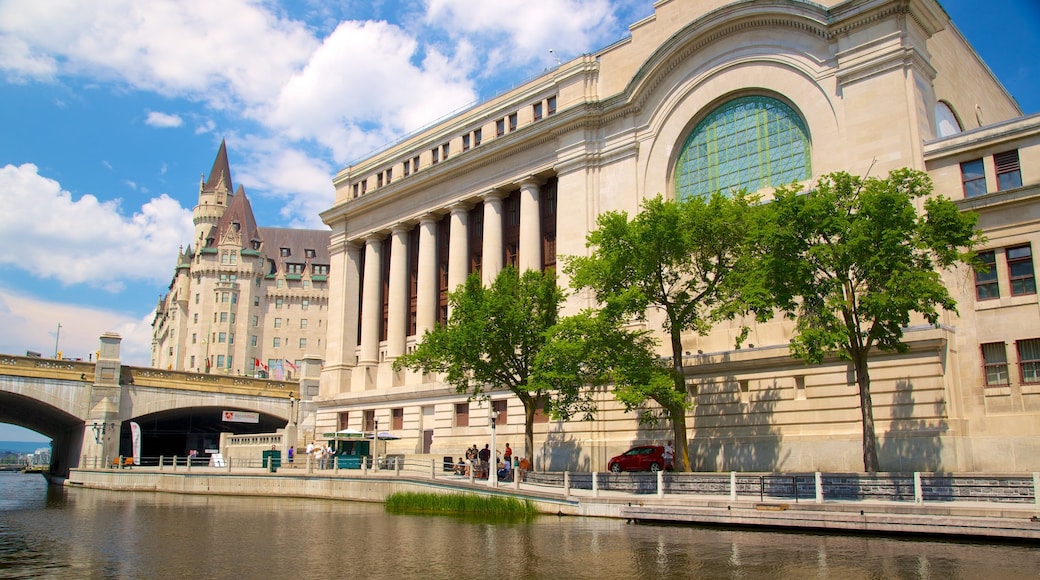 Rideau Canal which includes heritage architecture, a river or creek and château or palace