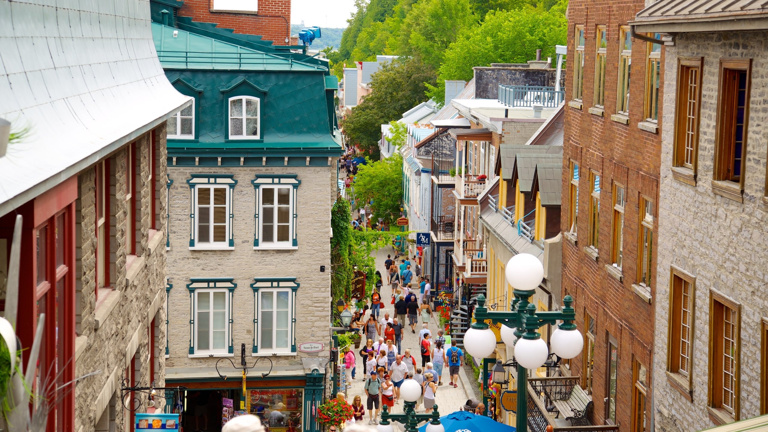 Quartier Petit Champlain à VieuxQuébec Expedia