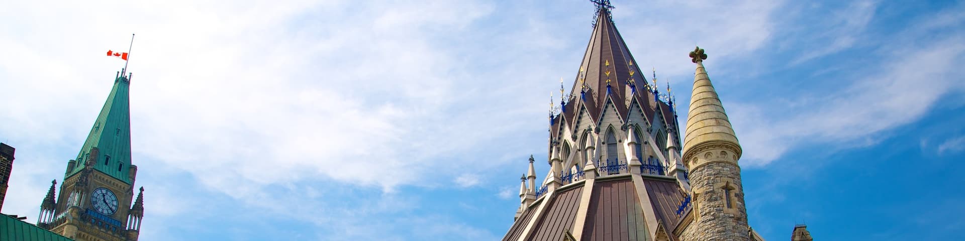 Parliament Hill showing heritage architecture and an administrative buidling