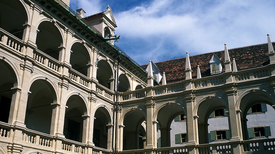 Landhaus which includes heritage architecture and a castle