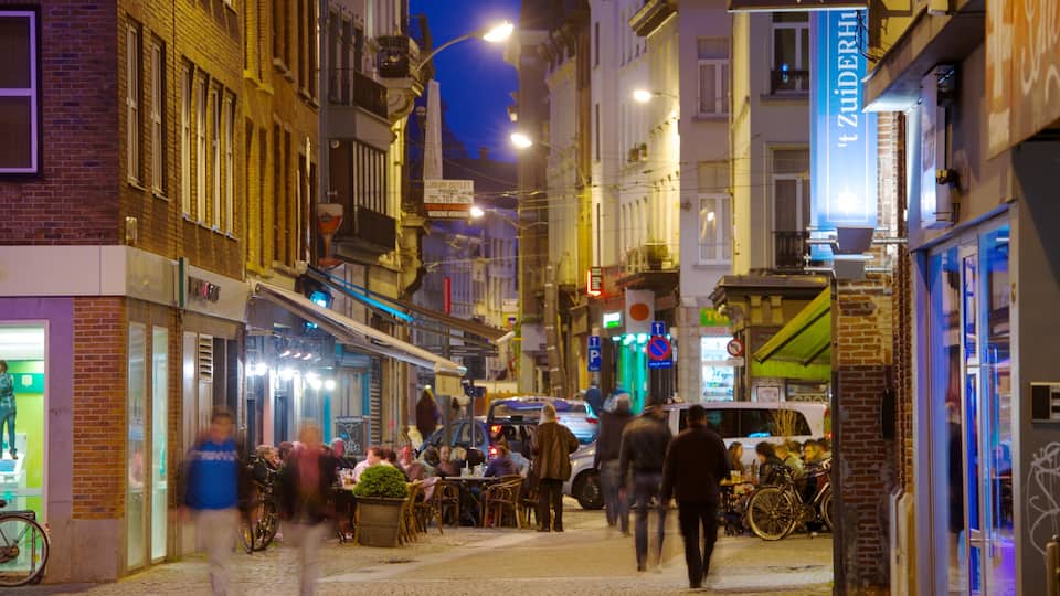 Antwerp featuring street scenes, night scenes and heritage elements