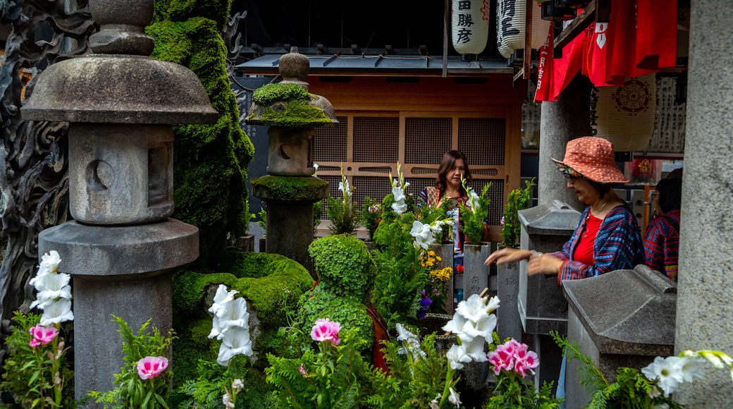 Hozen-ji Temple