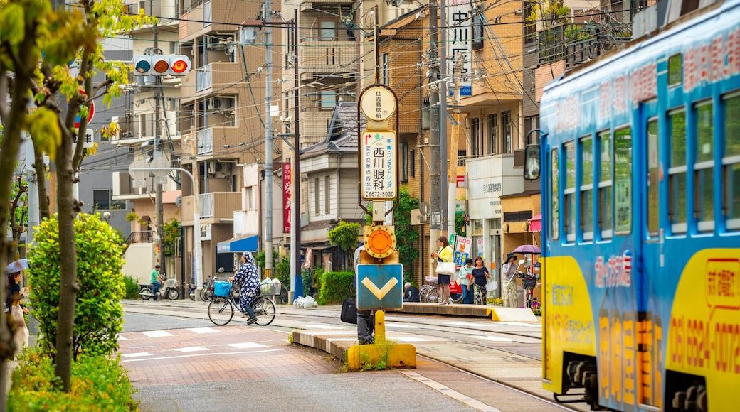 Sumiyoshi which includes street scenes