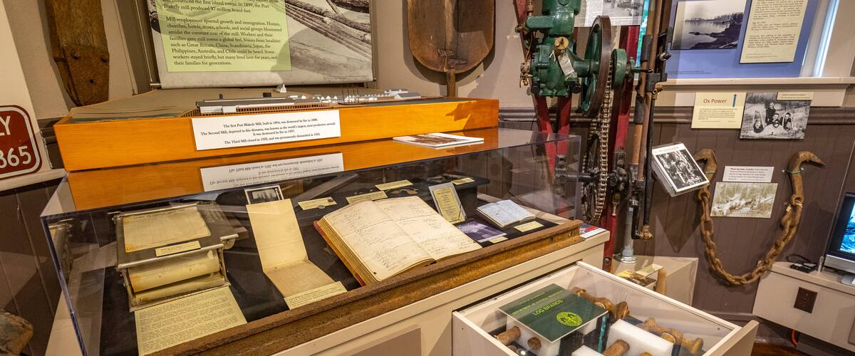 Bainbridge Island Historical Museum which includes interior views