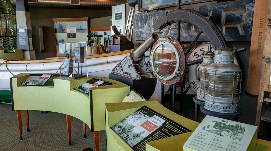 Lewis and Clark Interpretive Center showing interior views