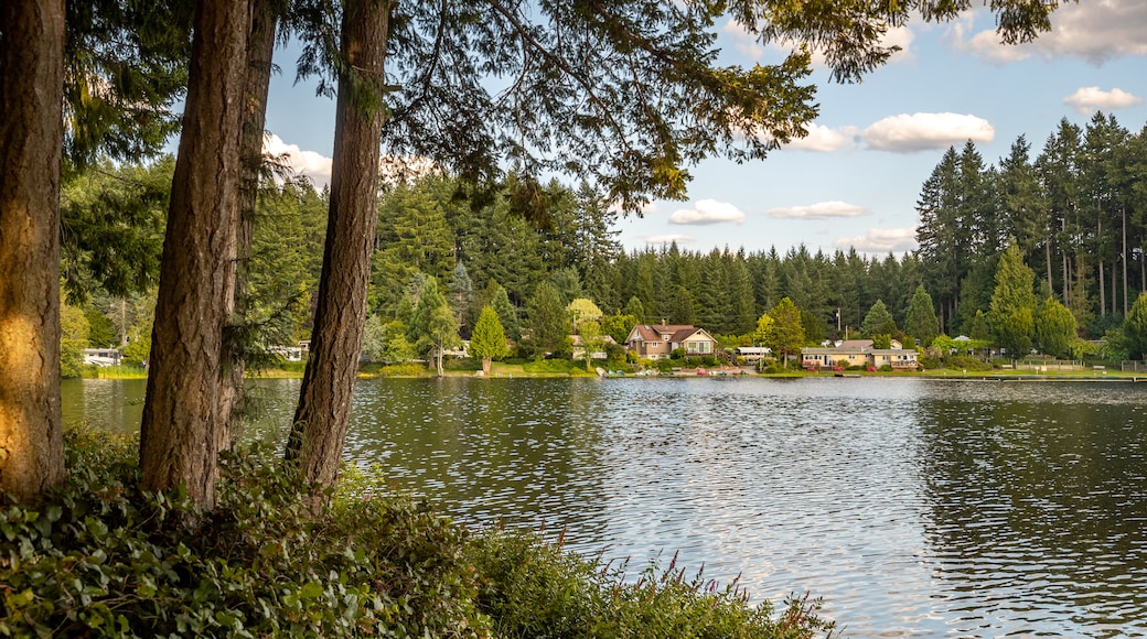 Millersylvania State Park which includes a lake or waterhole