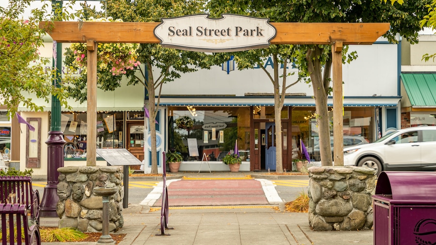 Sequim showing signage