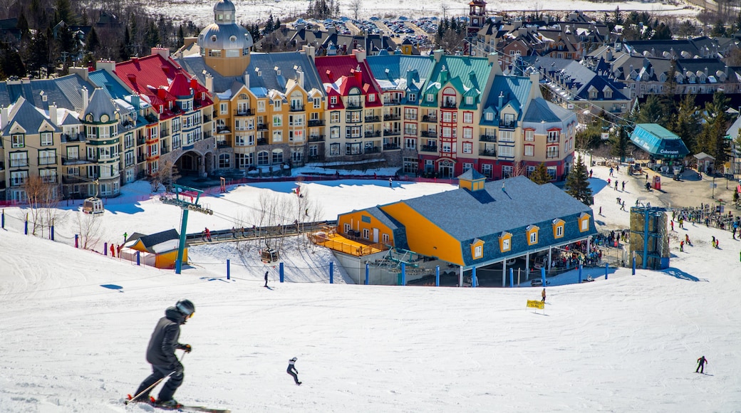 Ski Mont-Tremblant showing snow, a small town or village and landscape views