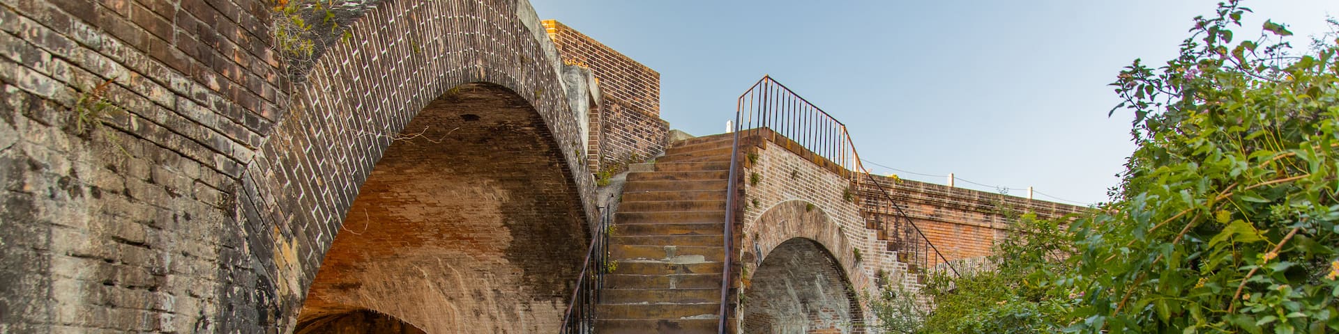 Fort Pickens showing heritage elements
