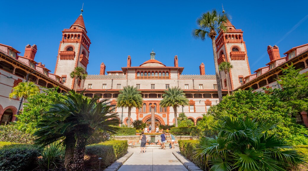 Ponce de Leon Hotel