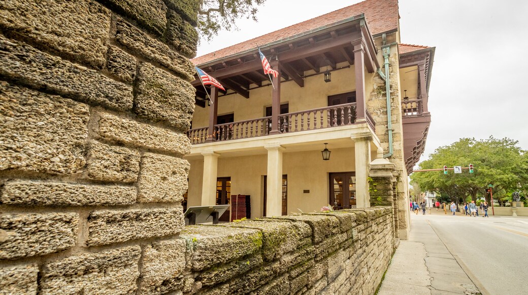 Government House showing heritage elements