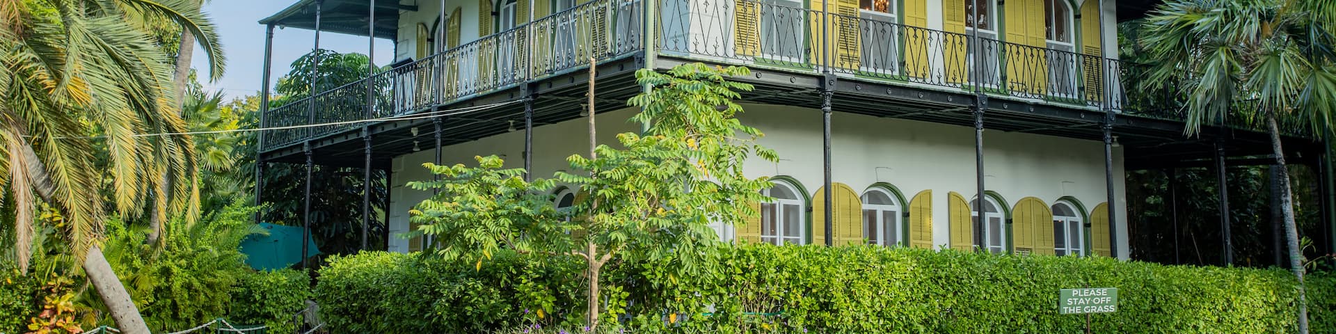 Ernest Hemingway Home and Museum featuring heritage elements and a house