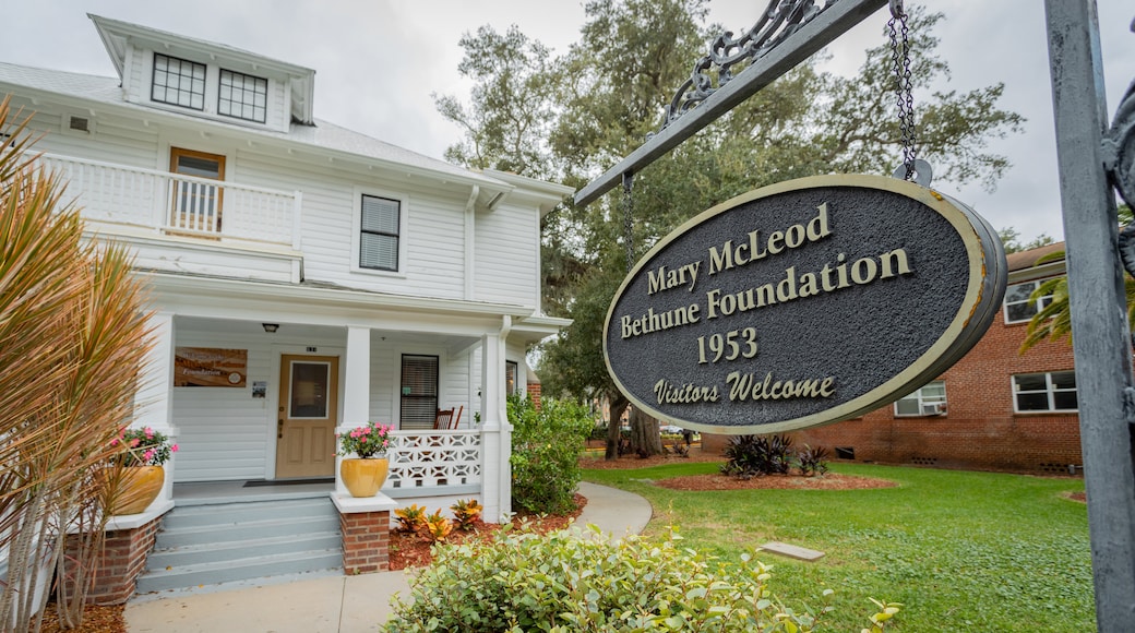 Mary McLeod Bethune Home & Grave Site
