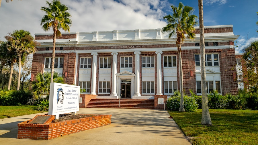 Bunnell showing signage and heritage architecture