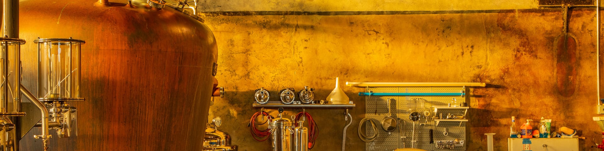 St. Augustine Distillery showing interior views