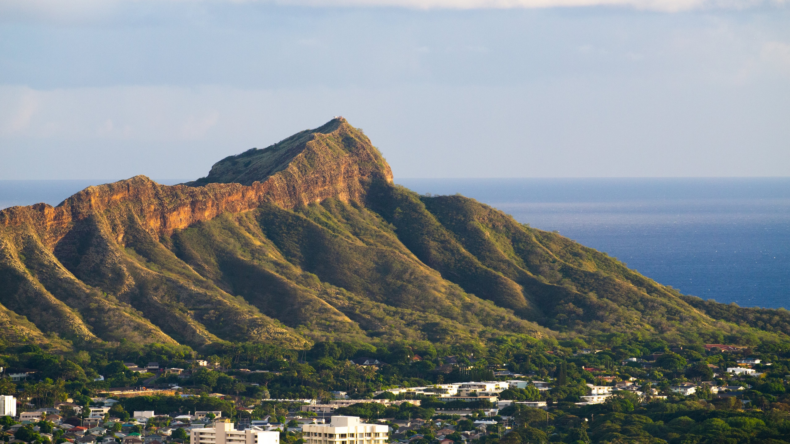 view from diamond head mountain