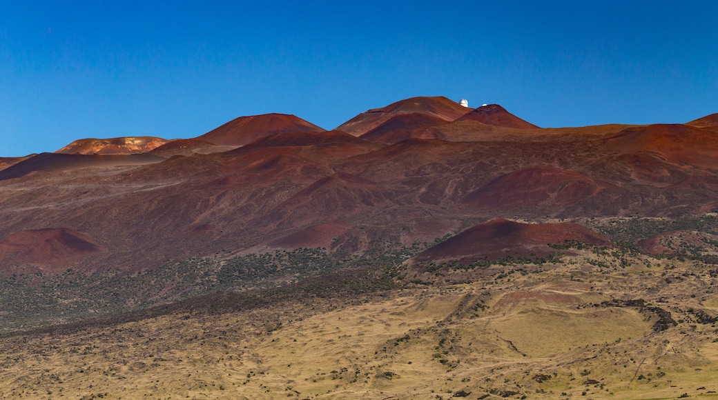 Mauna Kea State Recreation Area showing mountains and tranquil scenes