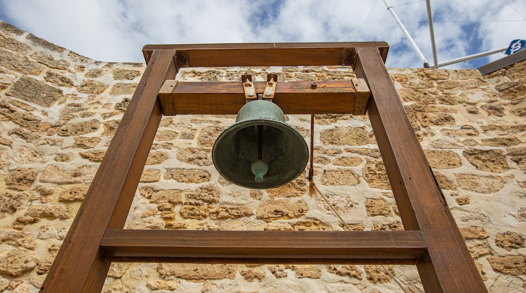 Round House featuring heritage elements