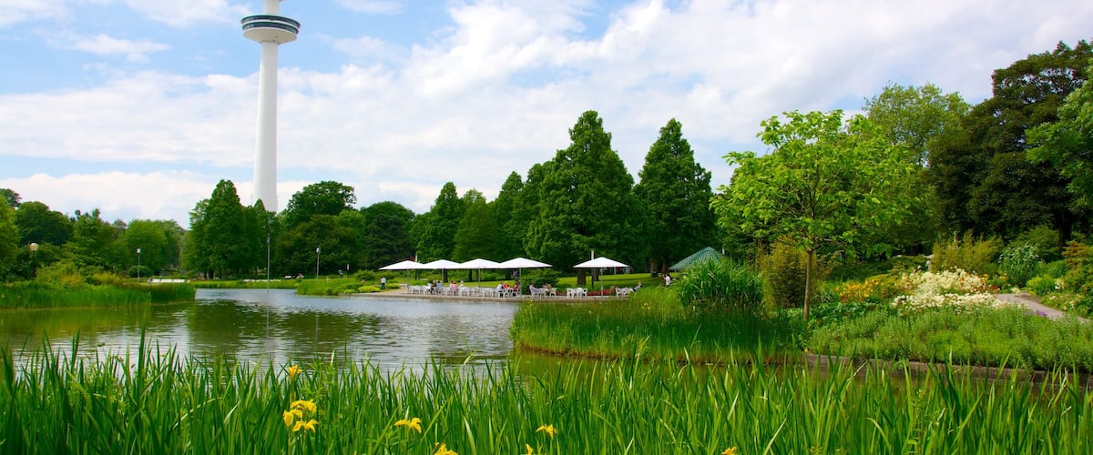 Botanische Gärten das einen Teich, Garten und Observatorium