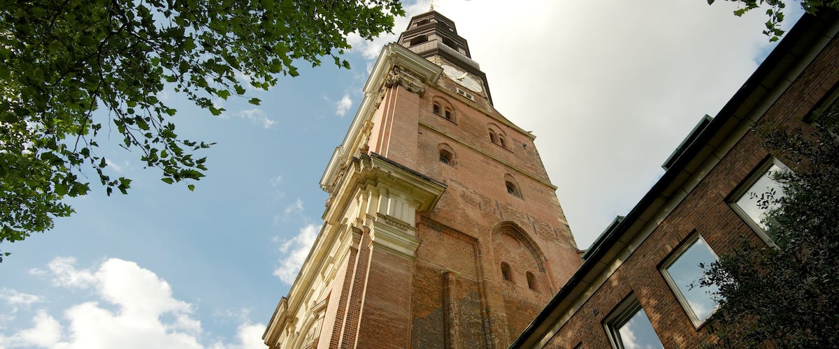 St.-Katharinenkirche welches beinhaltet Kirche oder Kathedrale und historische Architektur