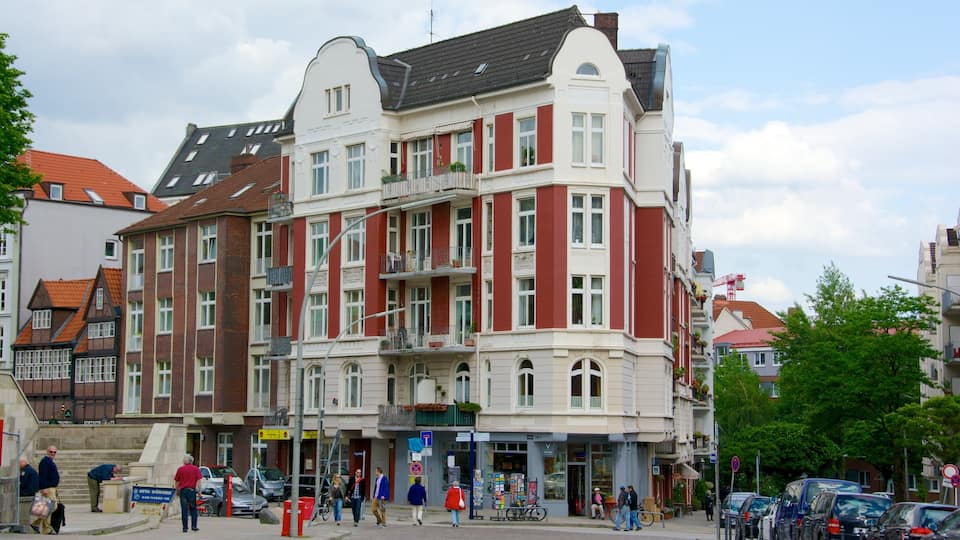 St. Michaelis Church showing heritage architecture, a city and street scenes