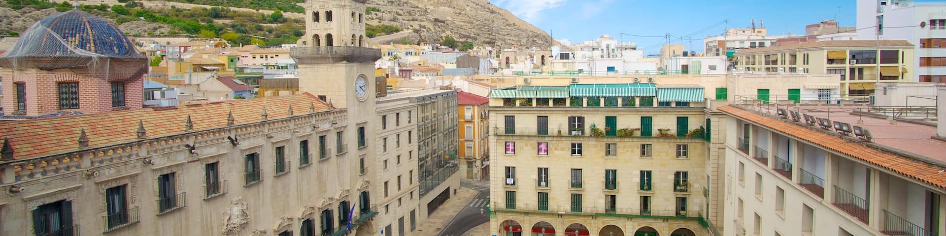 Alicante Town Hall showing a square or plaza, heritage architecture and a city