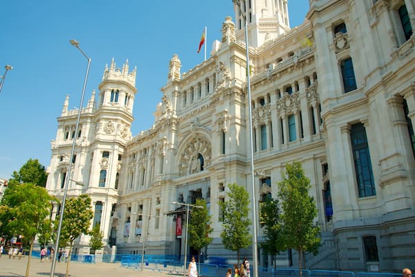 Ayuntamiento mit einem historische Architektur und Verwaltungsgebäude