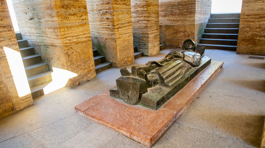 Hofgarten showing heritage elements and interior views