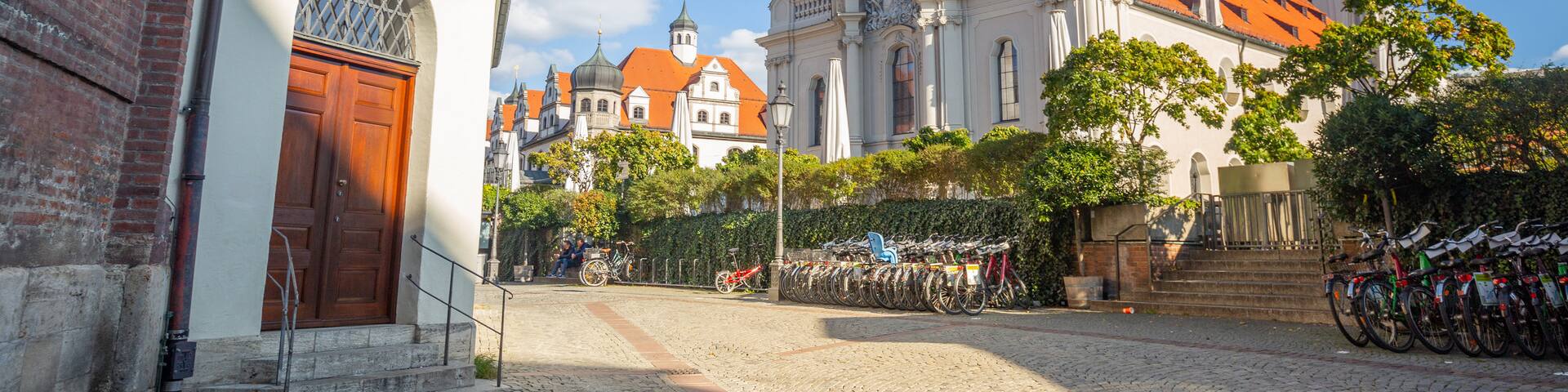 Heiliggeistkirche showing a church or cathedral and heritage architecture
