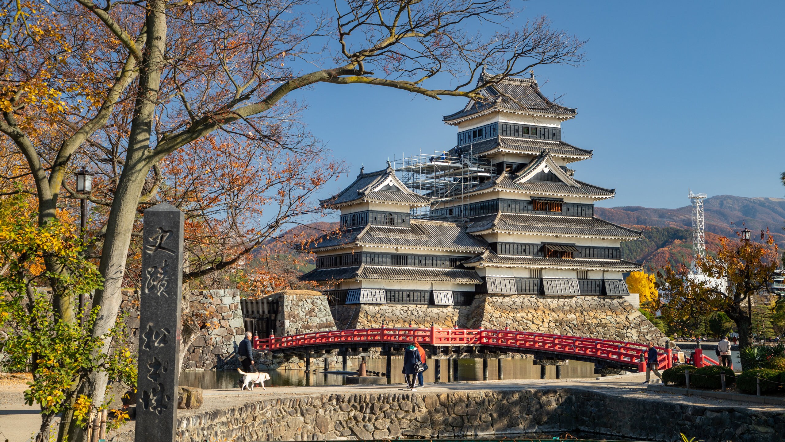 Matsumoto Castle Garden