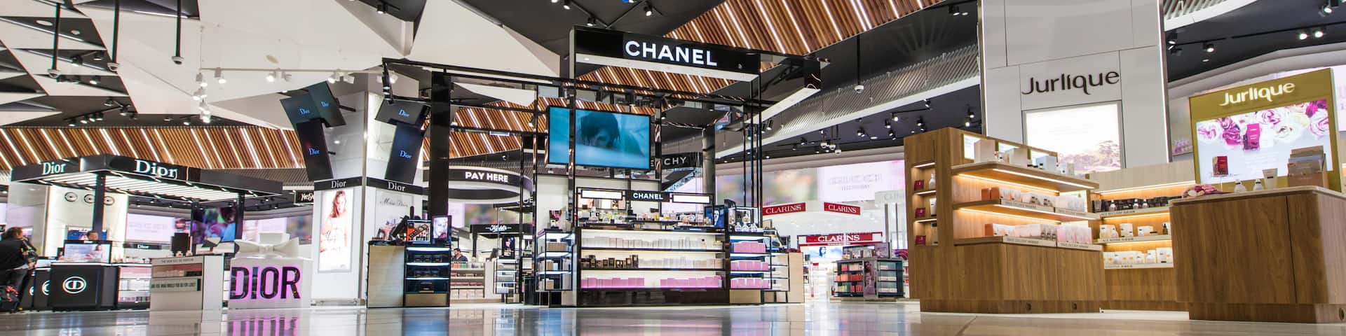 Melbourne, VIC showing shopping and interior views